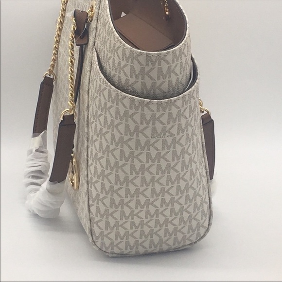 MICHAEL KORS LG CHAIN SHOULDER TOTE VANILLA - Picture 3 of 16